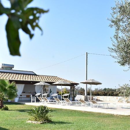 Masseria Tenuta Flora Maria レヴェラーノ エクステリア 写真