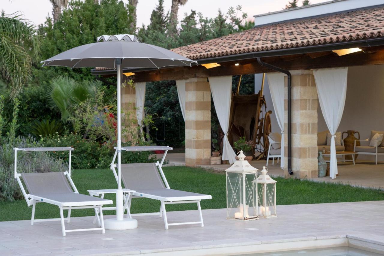 Masseria Tenuta Flora Maria レヴェラーノ エクステリア 写真