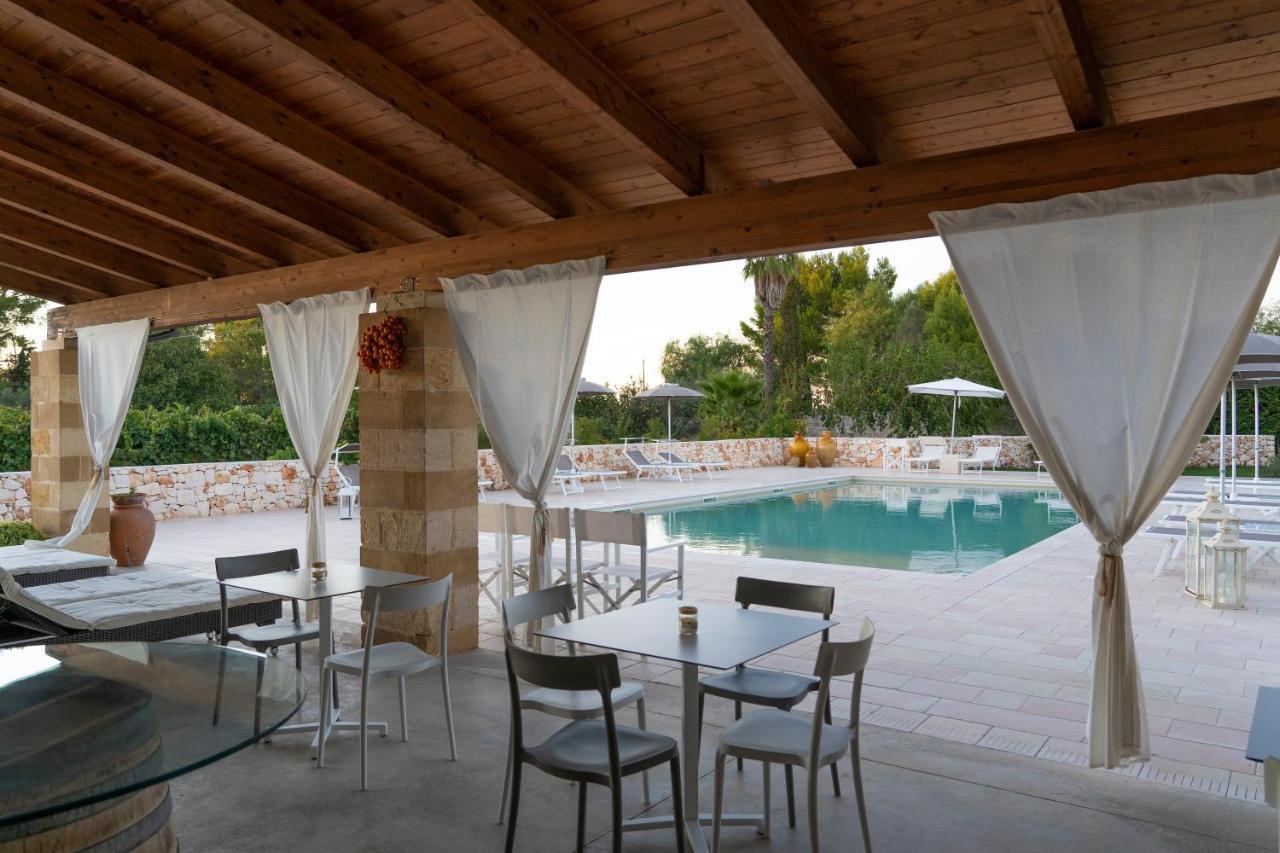Masseria Tenuta Flora Maria レヴェラーノ エクステリア 写真