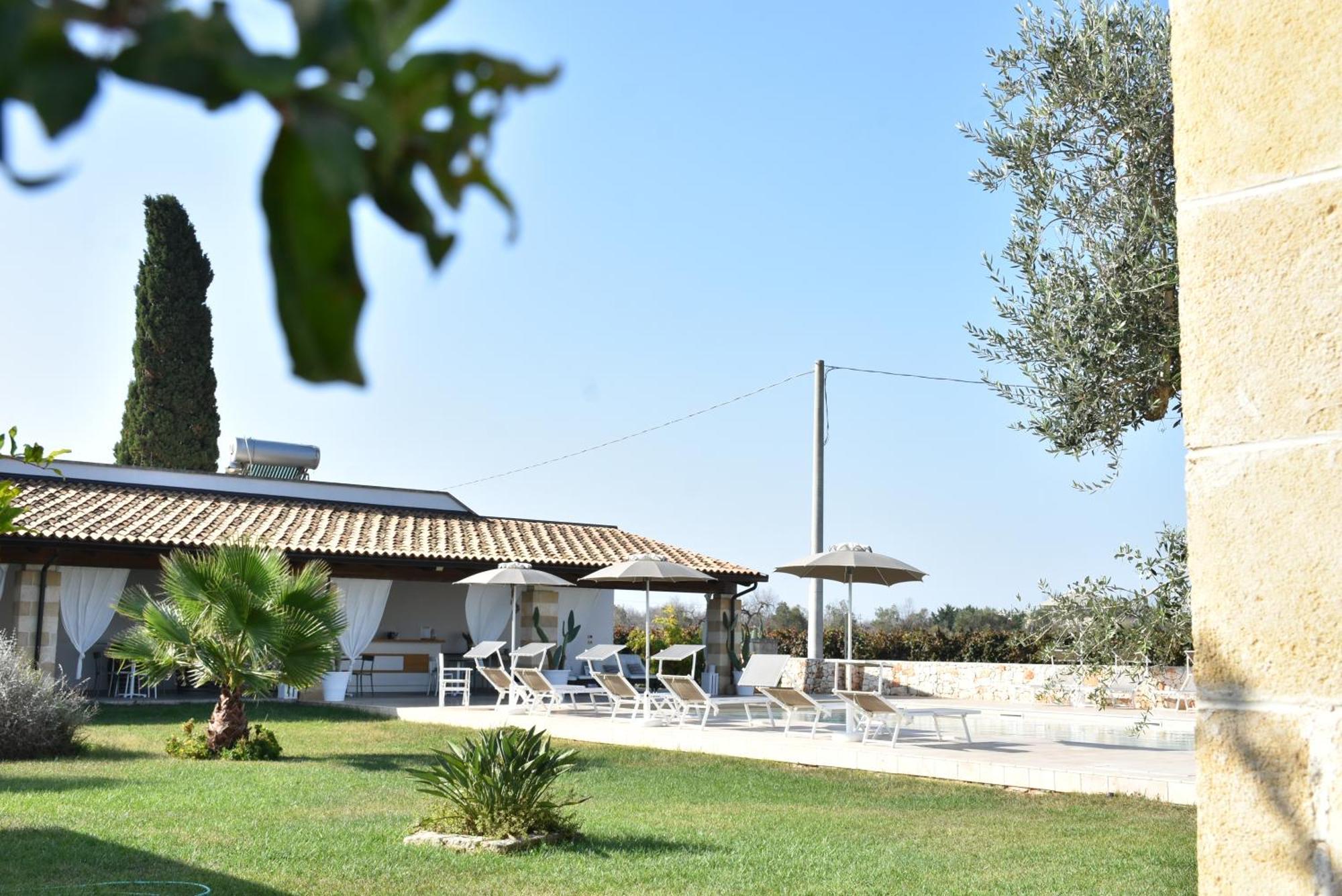 Masseria Tenuta Flora Maria レヴェラーノ エクステリア 写真