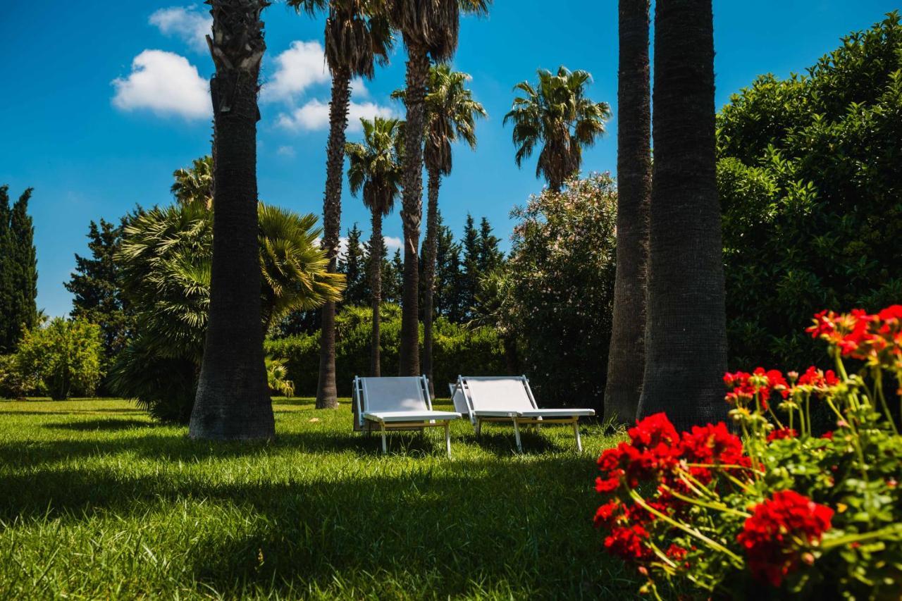 Masseria Tenuta Flora Maria レヴェラーノ エクステリア 写真