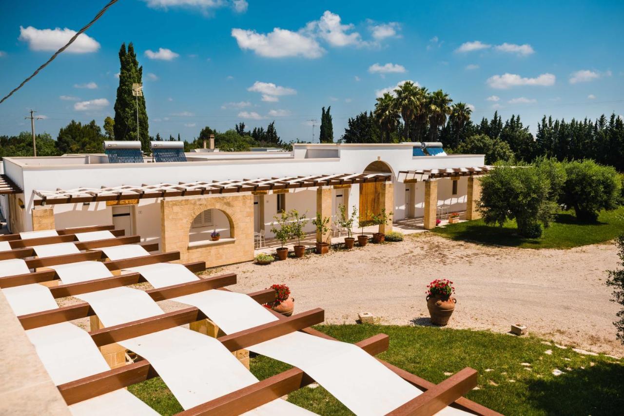 Masseria Tenuta Flora Maria レヴェラーノ エクステリア 写真