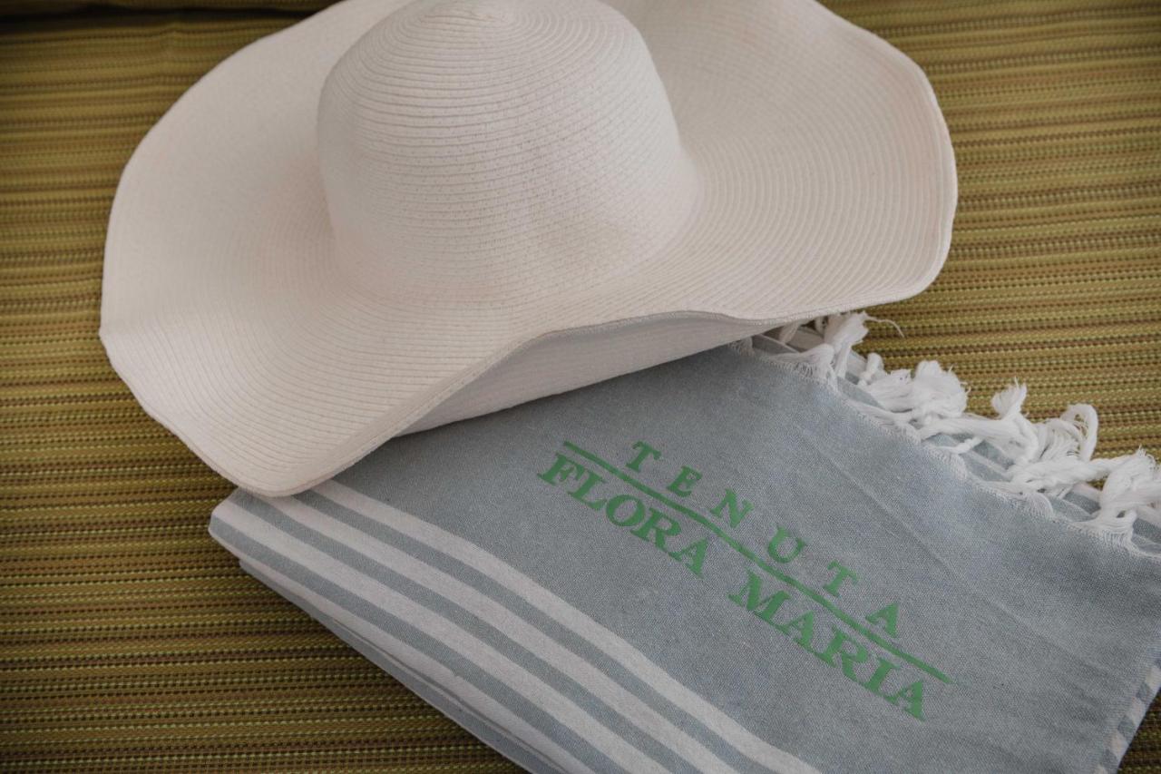 Masseria Tenuta Flora Maria レヴェラーノ エクステリア 写真