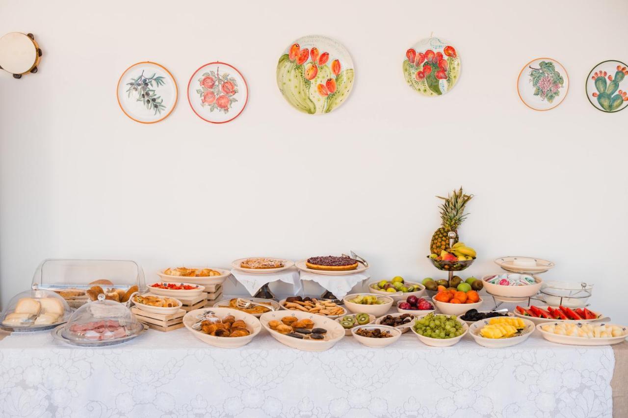 Masseria Tenuta Flora Maria レヴェラーノ エクステリア 写真