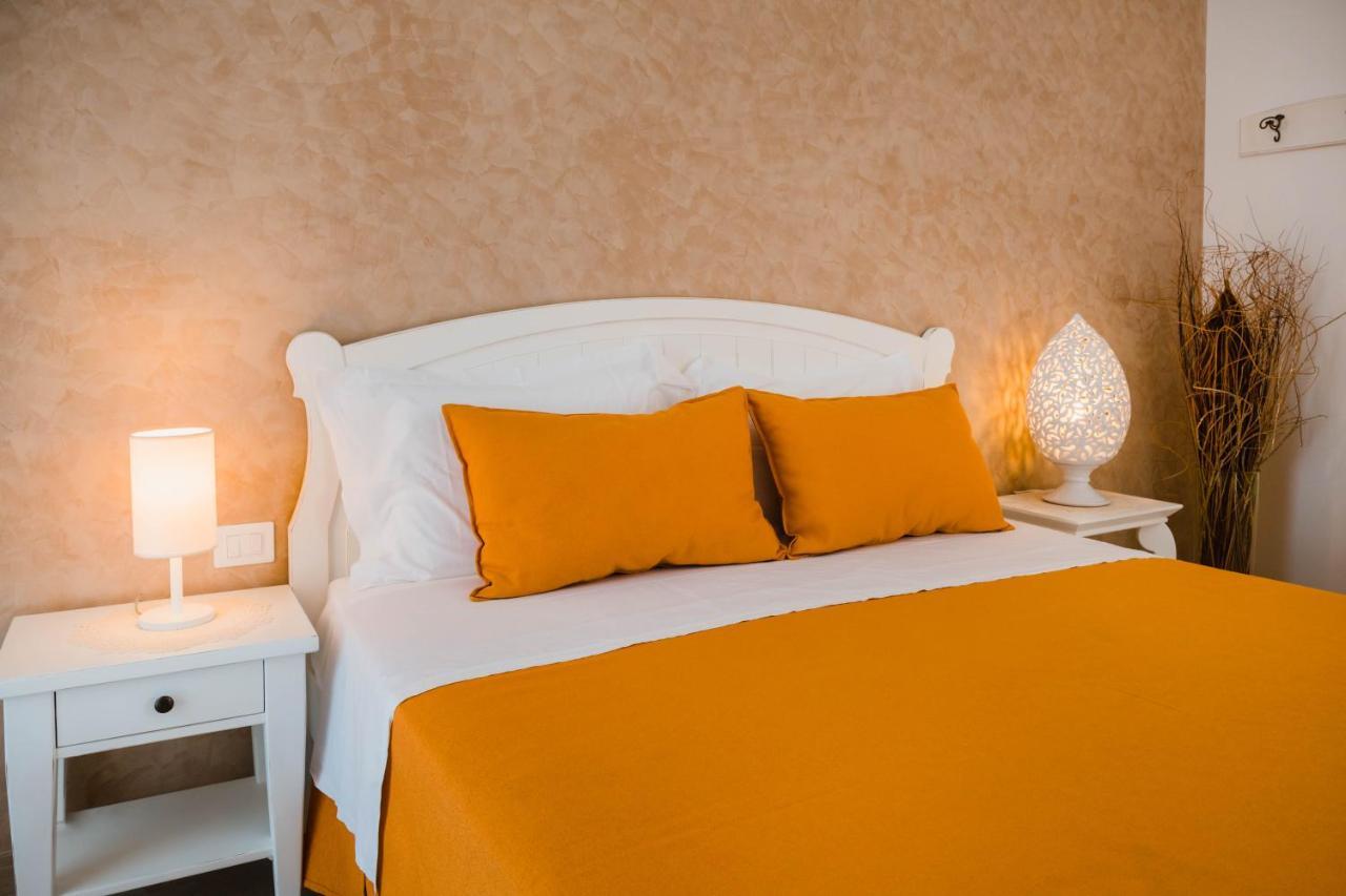 Masseria Tenuta Flora Maria レヴェラーノ エクステリア 写真