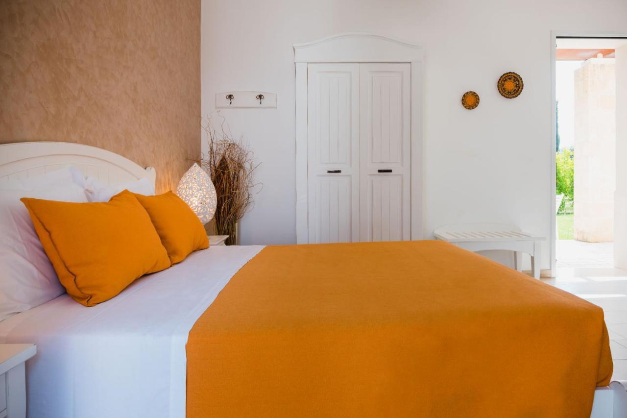Masseria Tenuta Flora Maria レヴェラーノ エクステリア 写真